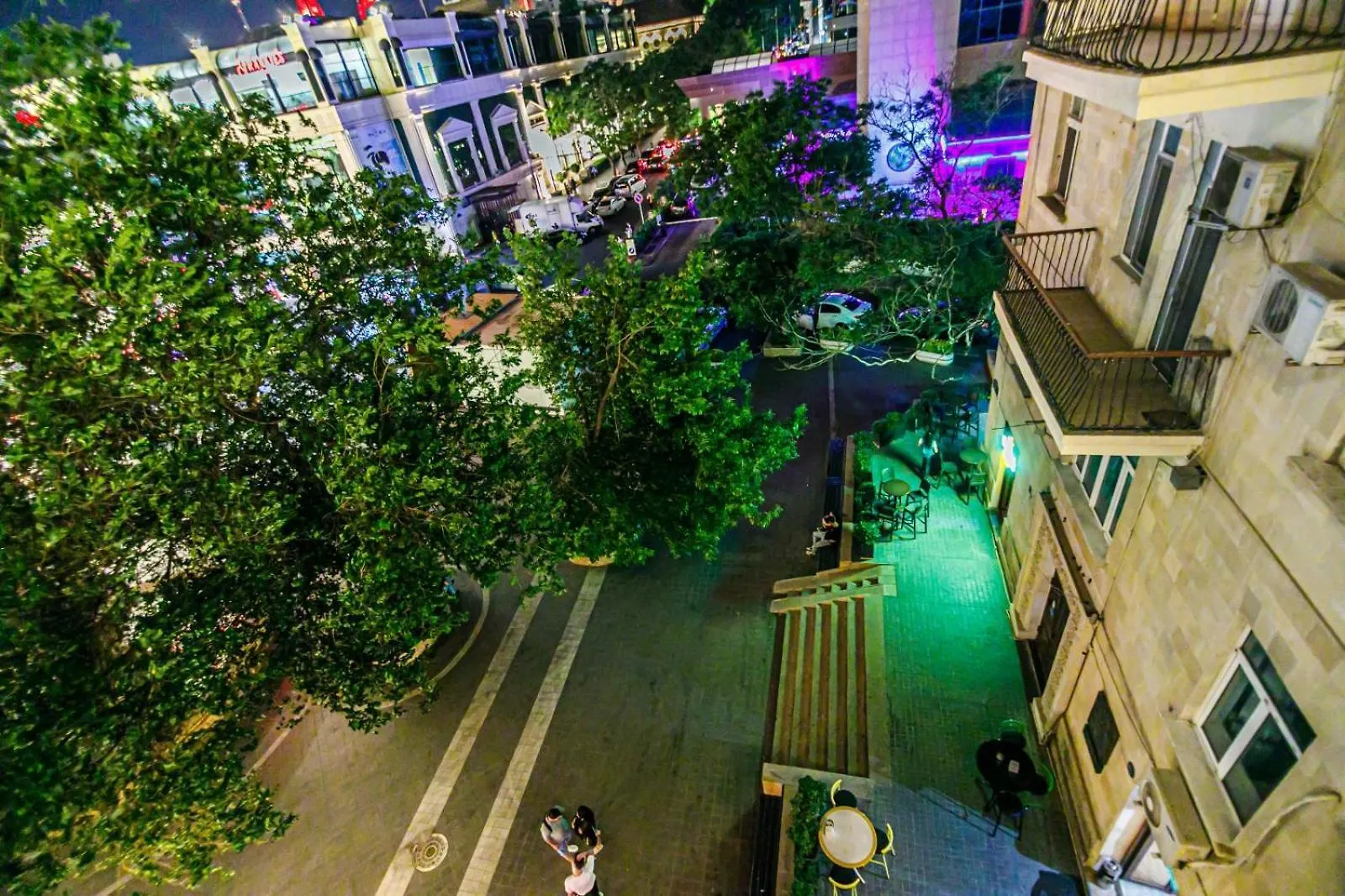 Apartment Mc Donalds In The Nizami Street Baku Azerbaïdjan