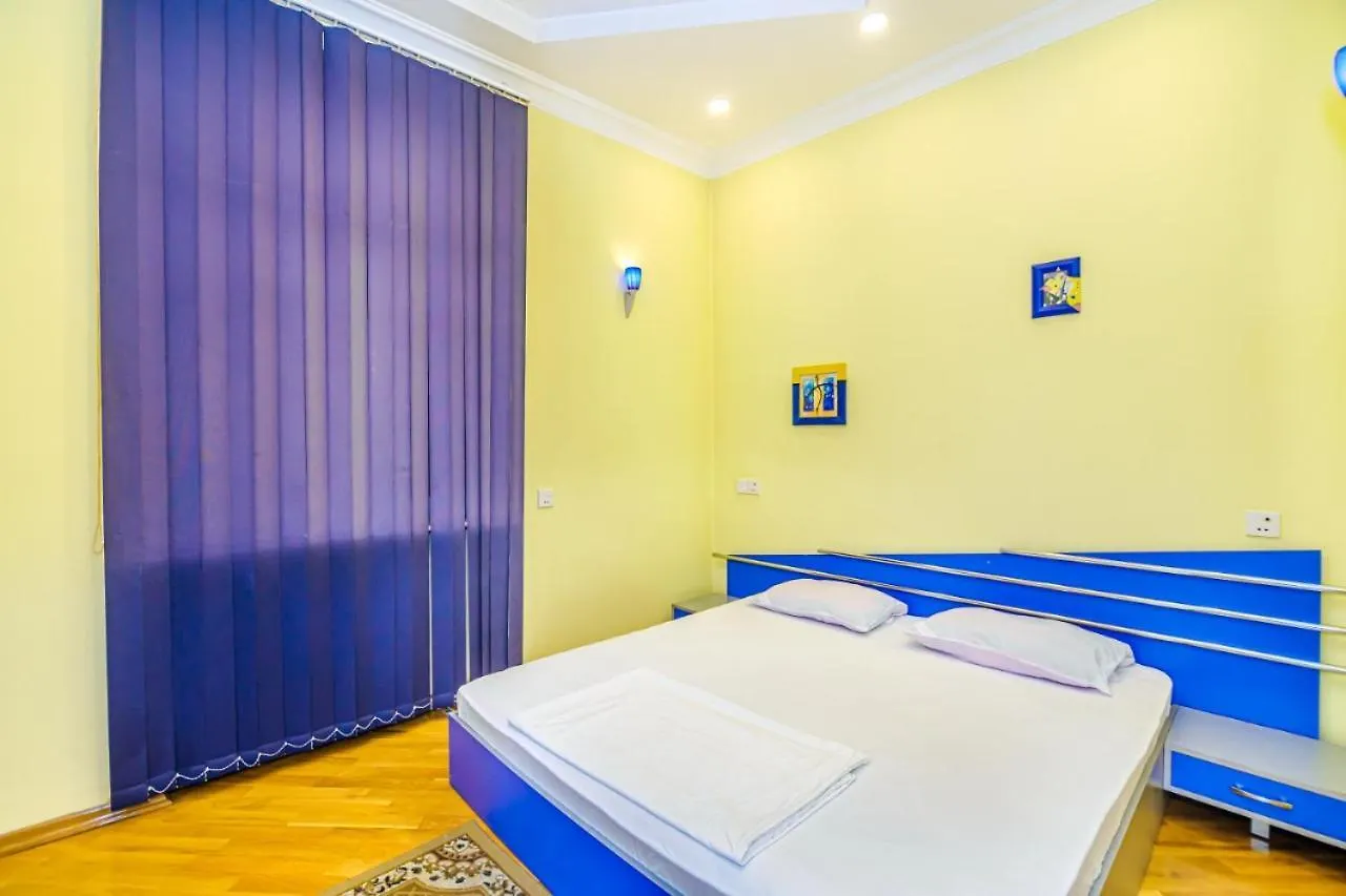 Apartment Mc Donalds In The Nizami Street Baku